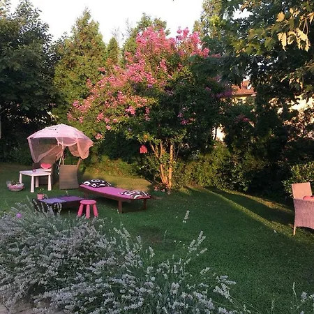 Couette-café La Colombera 3*