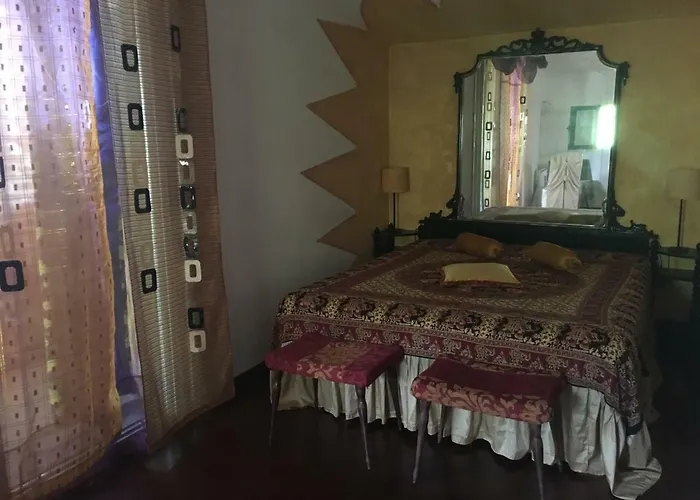 לינה וארוחת בוקר La Colombera Lessona